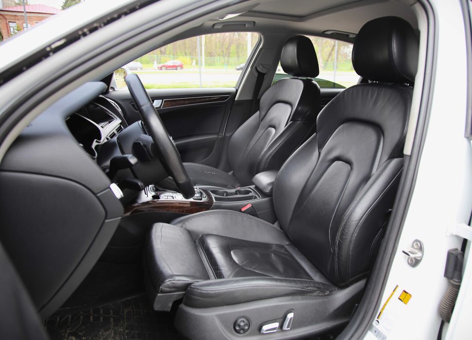 Продам автомобіль Audi A4