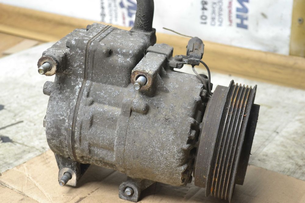 Компресор кондиціонера HYUNDAI KIA 2.0 дизель 07-12 F500-DY9DA01