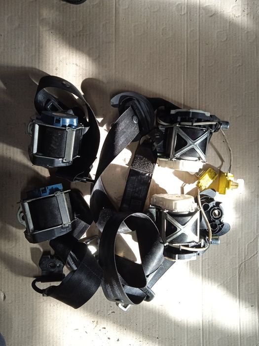 Ремні безпеки Volkswagen Passat B6 B5 Пассат Б6 Б5 Golf4 Bora