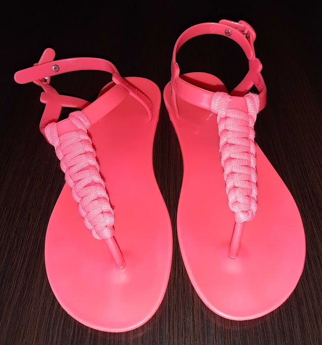 Trampki, sandały rozm. 37 całość 20 zł