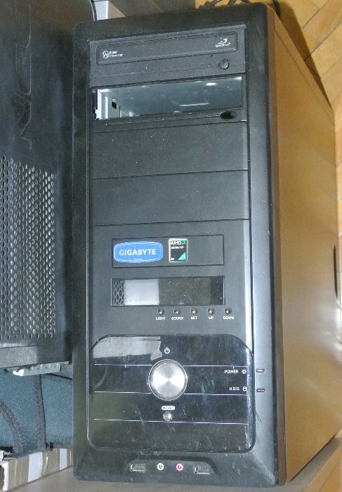 Komputer stacjonarny DualCore 4GB 160gb HDMI DVI VGA