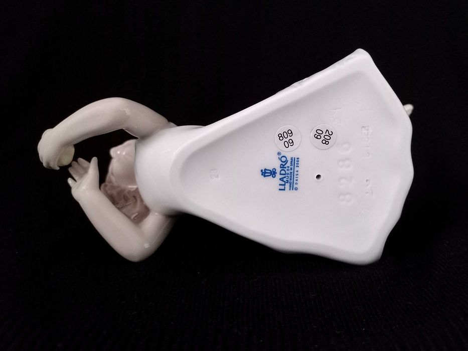 Редкая испанская фарфоровая статуэтка Лладро, идельное состояние.