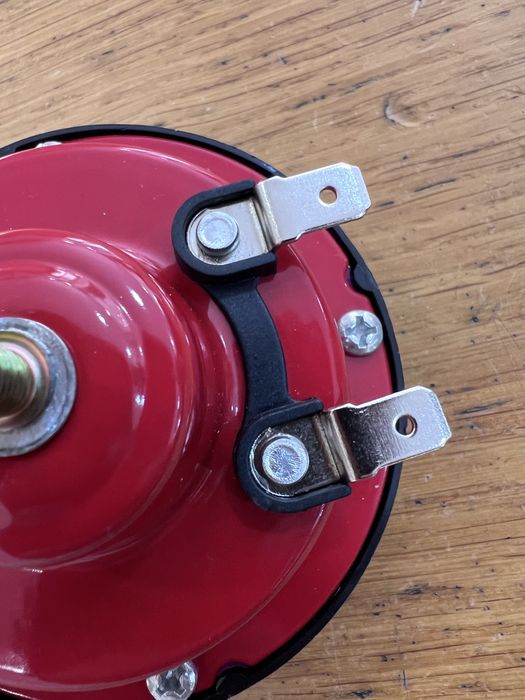 Buzina Caracol Elétrica 12V para Carro / Moto (Nova)
