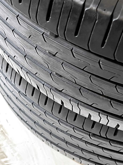 Pneus Continental Eco Contact 6 - 215/50/17 - Como NOVOS