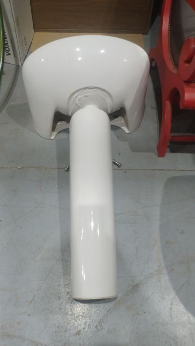 Lavatório com Pé e Bidé + Torneiras (Novo, Nunca Usado)