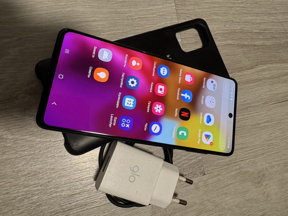 Samsungs Galaxy A71 6/128GB /AMOLED/чудовий стан