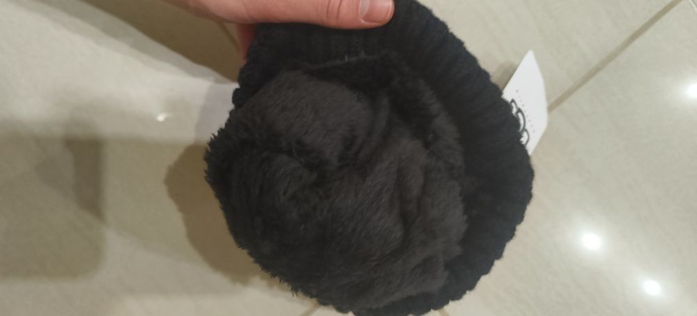 Zimowa czapka UGG