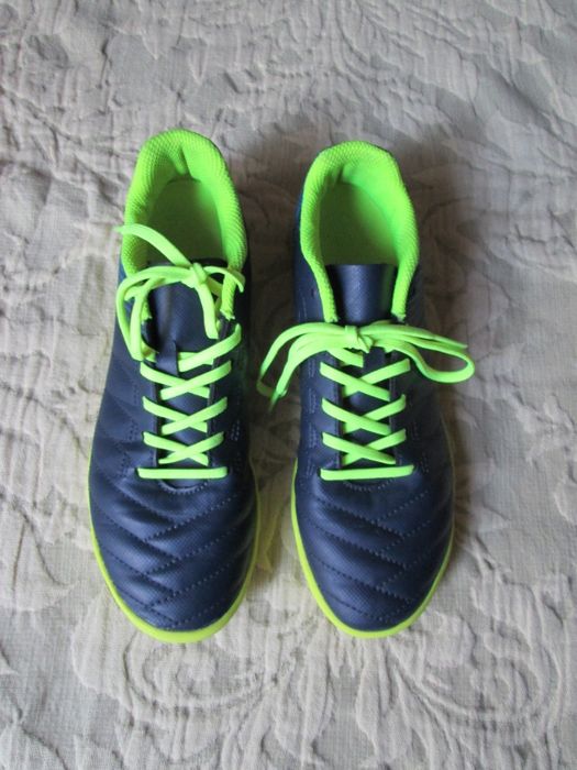 Ténis de rapaz nº36 ( KIPSTA )