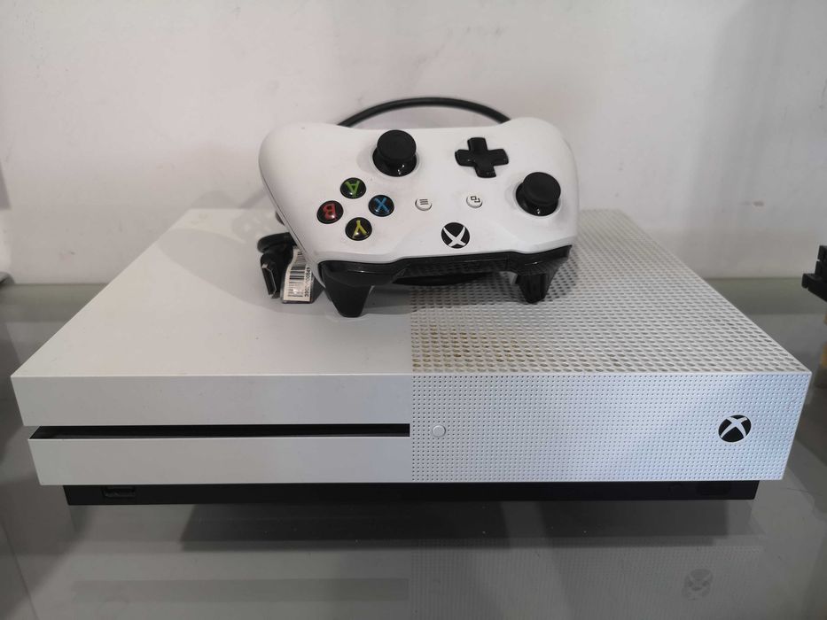 Konsola Microsoft XBOX ONE S +pad Pruszcz Gdański