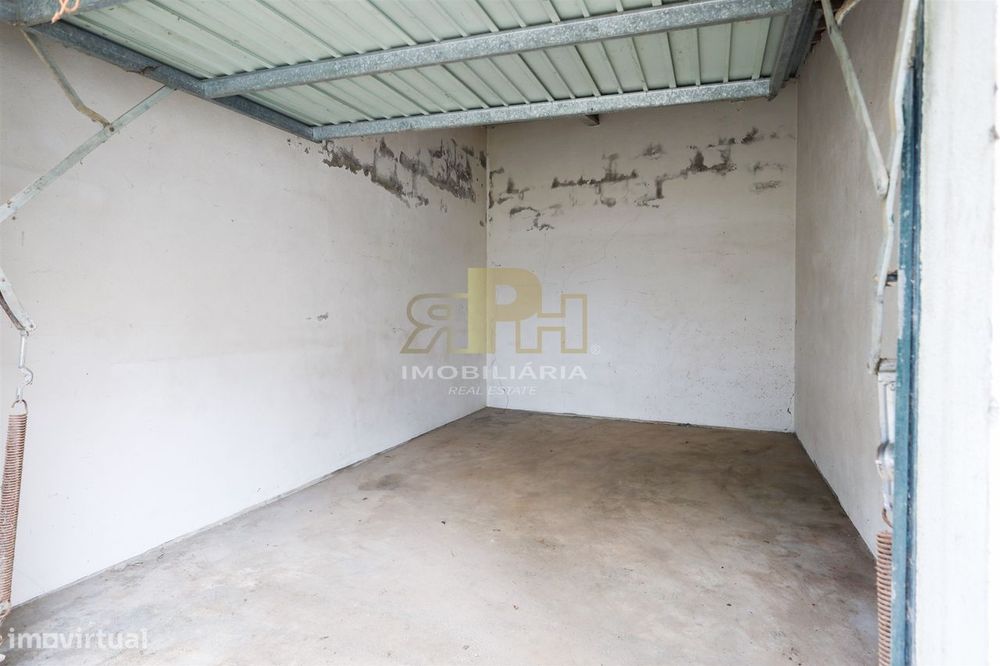 Garagem  Venda em Santarém (Marvila), Santa Iria da Ribeira de Santaré