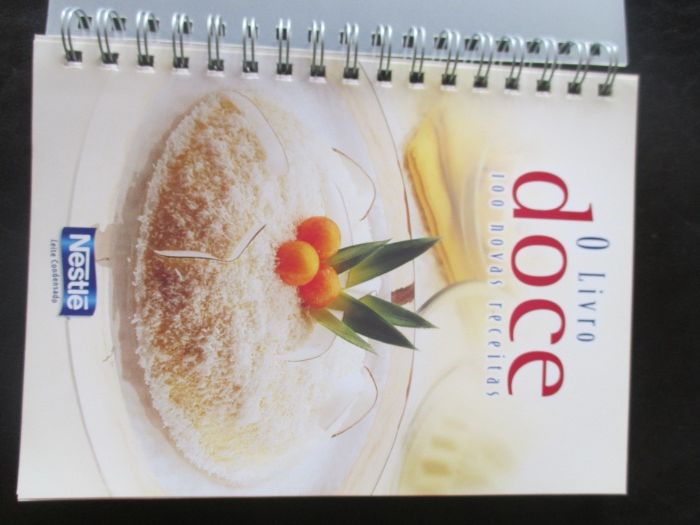 O livro Doce da Nestlé