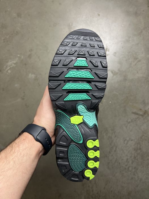 Кросівки чоловічі Nike Air Max Plus Drift Volt Black/Gray