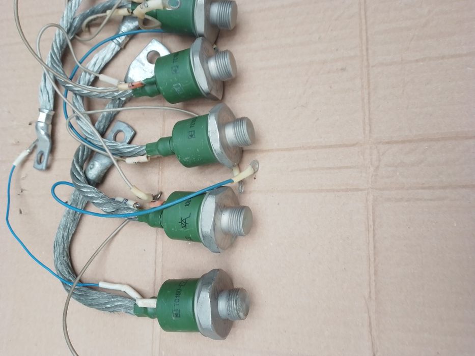 Сімістор тс-160 симетричный тиристор штыревой напряжение 900--12 00в.