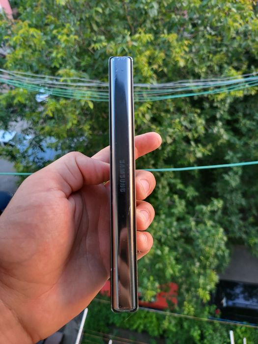 Продам Samsung z fold 3 12/256gb