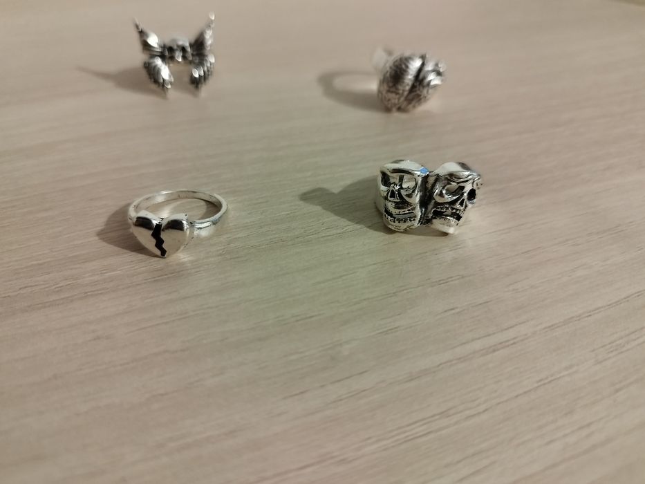 Conjunto de anéis de metal