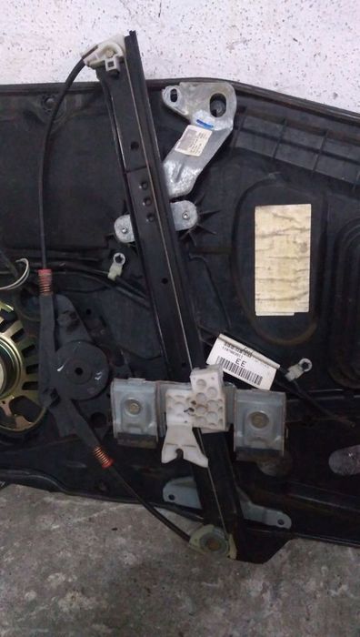 Elevador Frente Esq Ford Fiesta V (Jh_, Jd_)