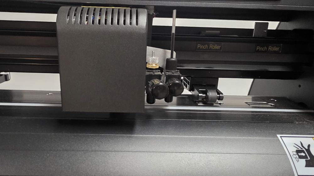 Plotter de duas cabecas e laser