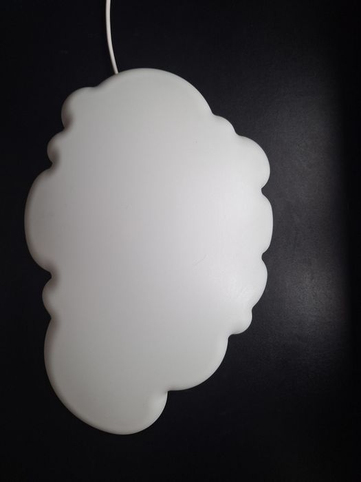 Lampka ścienna IKEA biała chmurka