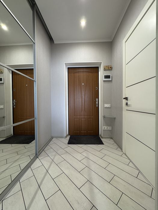 Готова квартира з меблями та технікою! Стрілецька набережна