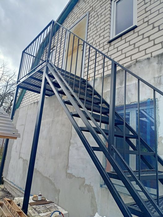 Вироби із металу, мангал, садова гойдалка, лавка садова