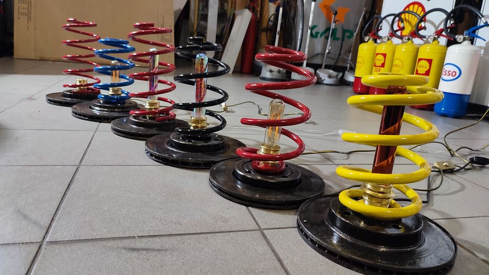 Candeeiros automobilia