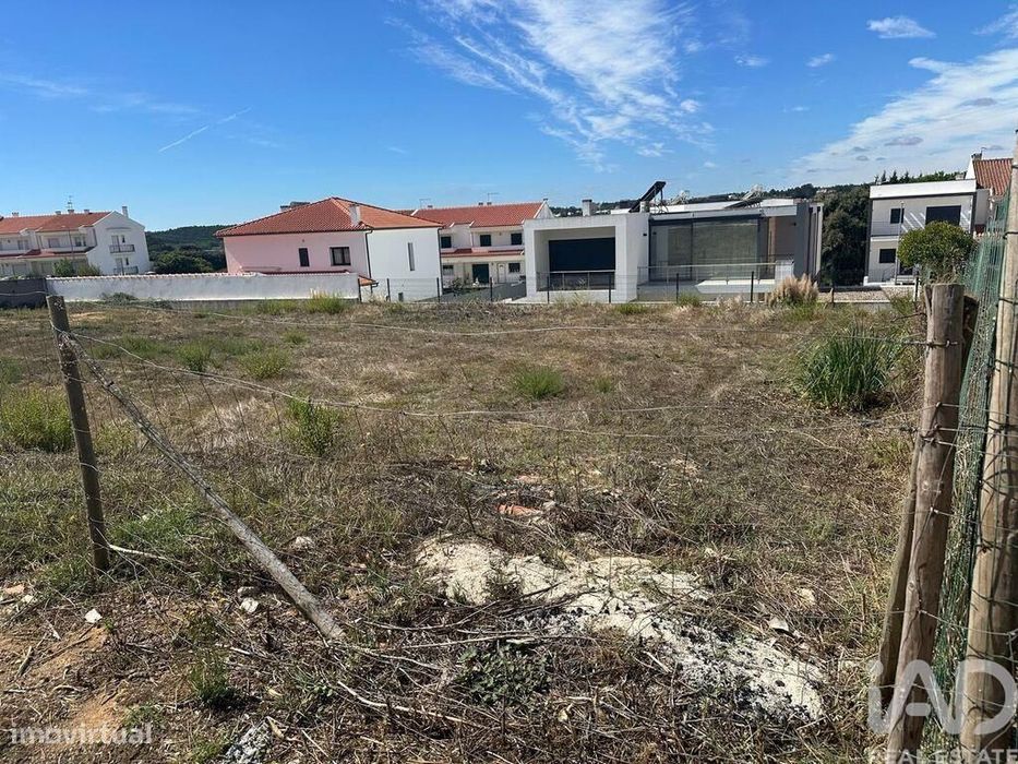 Terreno em Rio Maior de 240,00 m2