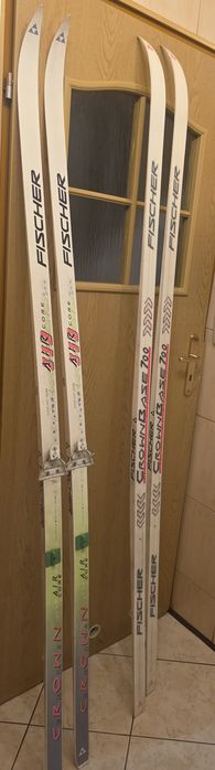 Dwie pary nart biegowych Fischer Crown Base 700Air Core