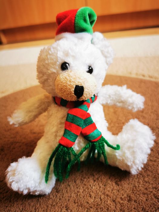 Pluszowy biały miś