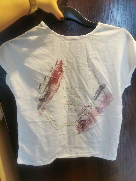 Piękna koszulka elagancka r. S T-shirt