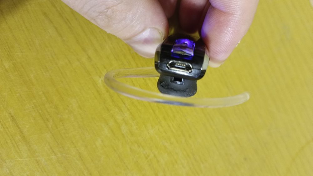 Bluetooth-гарнитура Plantronics Explorer 395