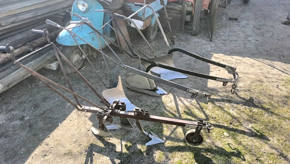 Кінний інвентар: плуг, культиватор, рало, огорювач картоплі