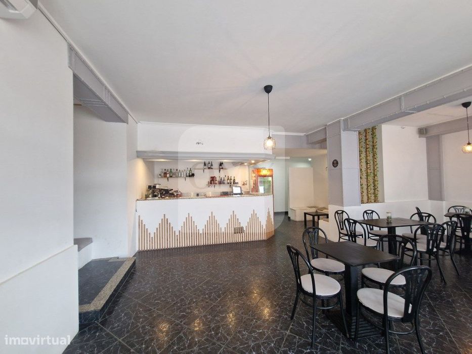 Espaço comercial para restauração nos Quinchosos, Vila Real