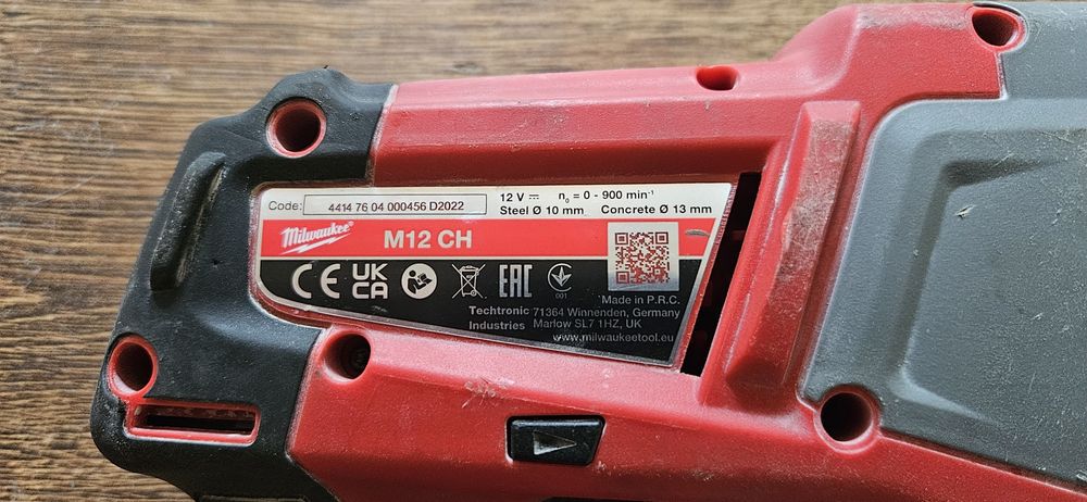 Młotowiertarka Milwaukee M12 CH