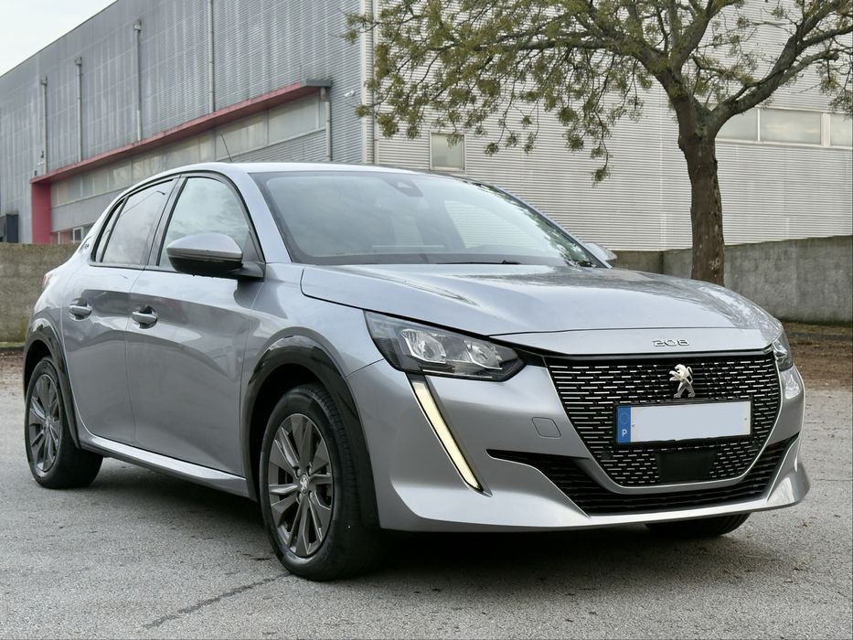 Peugeot E-208 ALLURE 50 KWH 136cv C/IVA