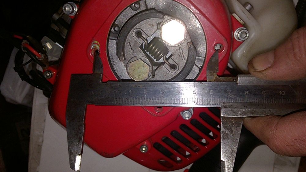 Двигун до кущоріза бензиновий