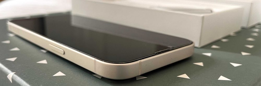 iPhone 13 128GB Starlight, Excellent Condition64752098832131123