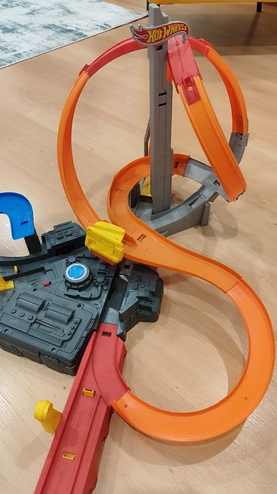 Pista de carros hot wheels
