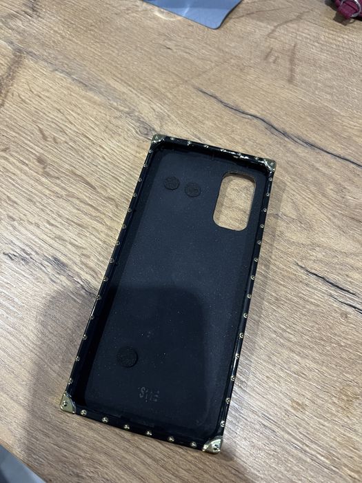 Obudowa  GALAXY S20 FE nowa ! okazja!