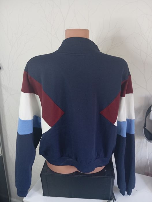 Krótka bluza nietoperz