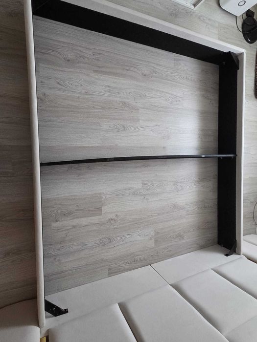Vende-se Cama king size 180x200cm com cabeceira