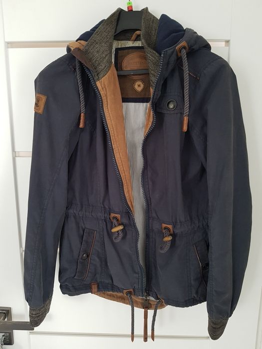 Piękna  damska kurtka  Naketano