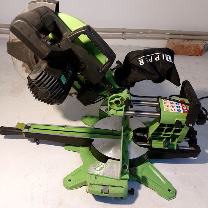 Торцювальна пила, Zipper ZL-KGS 250-310