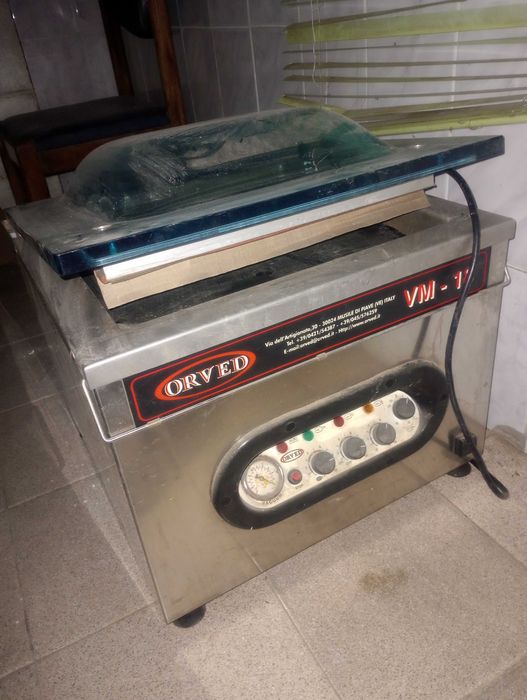 Продам вакуумный упаковщик Orved VM 18