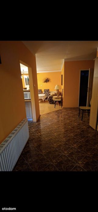 Dom wolnostojący nad jeziorem