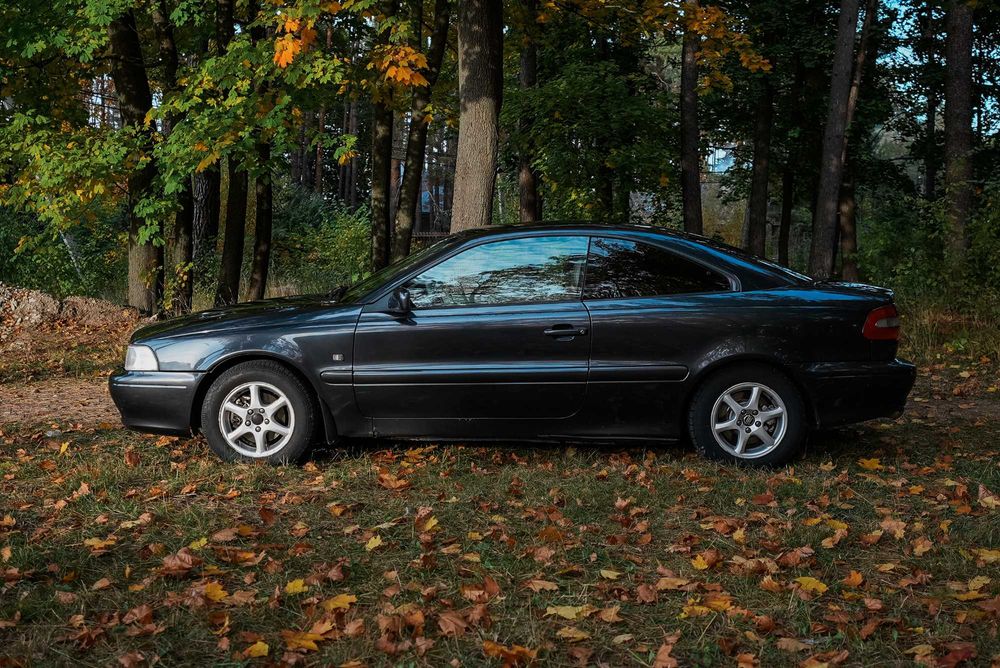 Volvo c70 1 покоління