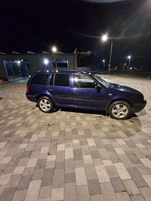 Гольф 4      0682599744