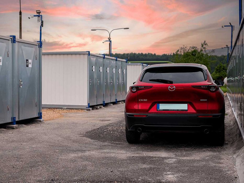 Magazyny 2m² - samoobsługowe na wynajem garaż schowek komórka remont