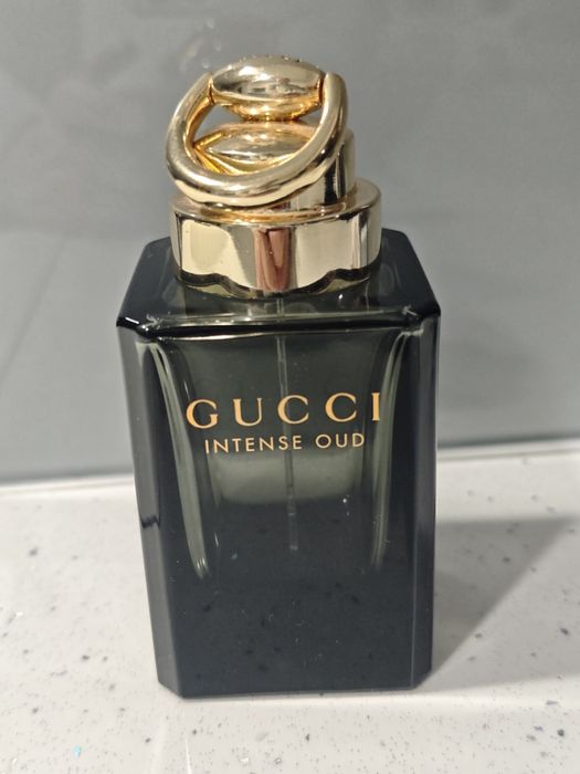 Flako po perfumach Gucci Intense Oud 90ml