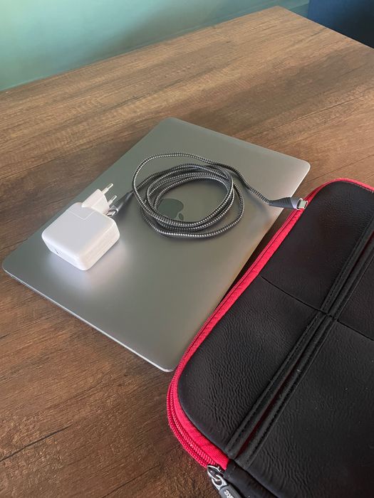 Ноутбук Apple MacBook Air M1 , 8GB RAM, 256GB SSD Space Gray MGN63LL/A