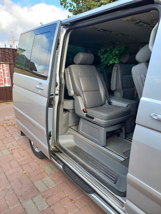 Фольксваген Мультиван